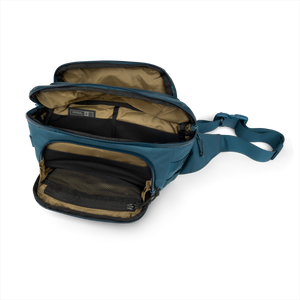 Grayl® Transport Hip Pack - 4L / Open View / Wander Blue